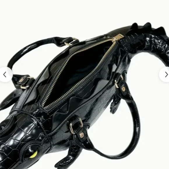 🖤 Black Crocodile Patent Leather Shaped Handbag w/strap Novelty Statement! - Picture 6 of 10